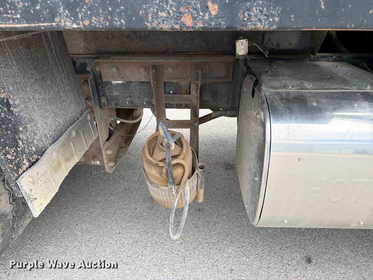 image for item FK3132 2015 Mack GU dump truck