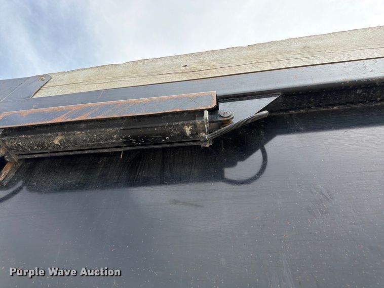 image for item FK3132 2015 Mack GU dump truck