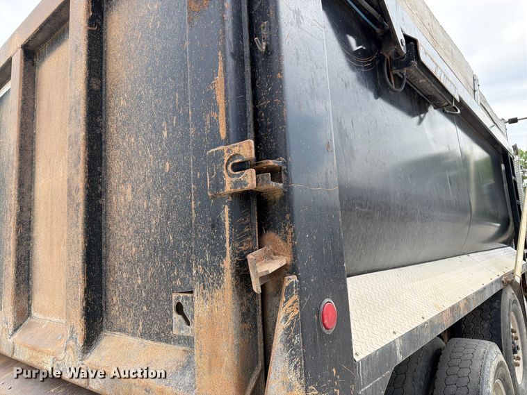 image for item FK3132 2015 Mack GU dump truck
