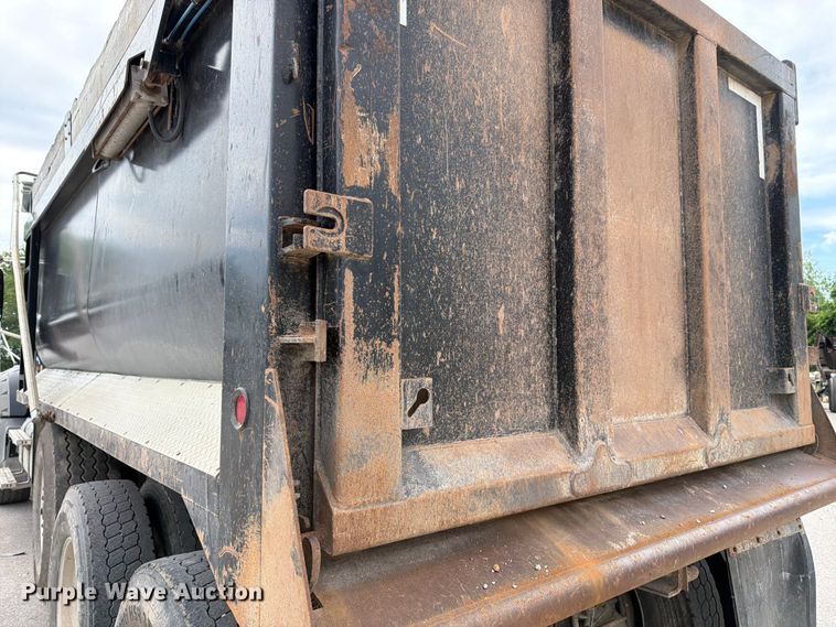 image for item FK3132 2015 Mack GU dump truck
