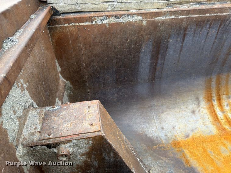 image for item FK3132 2015 Mack GU dump truck
