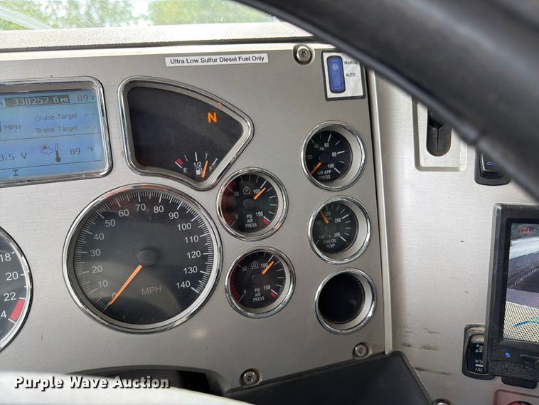 image for item FK3132 2015 Mack GU dump truck