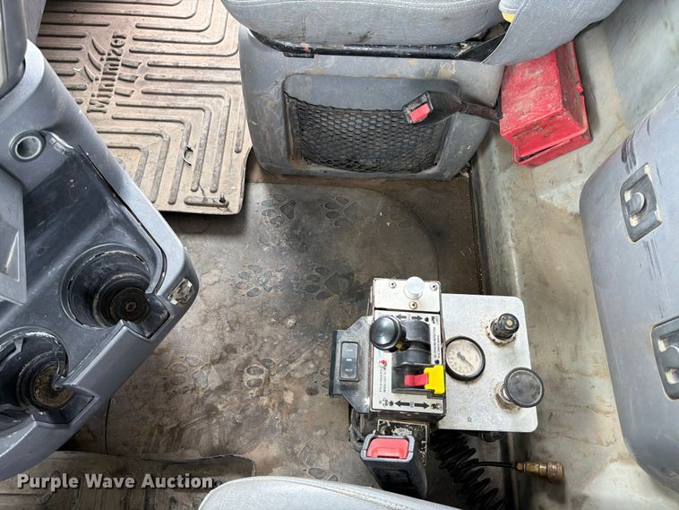 image for item FK3132 2015 Mack GU dump truck