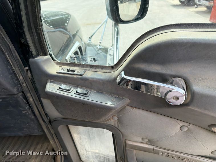 image for item FK3132 2015 Mack GU dump truck
