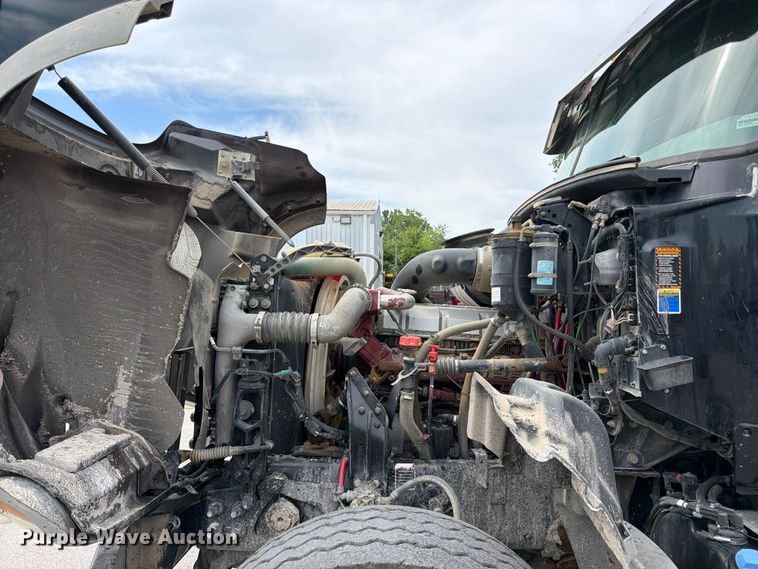 image for item FK3132 2015 Mack GU dump truck