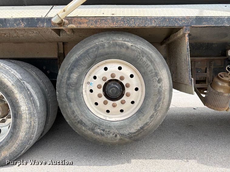 image for item FK3132 2015 Mack GU dump truck