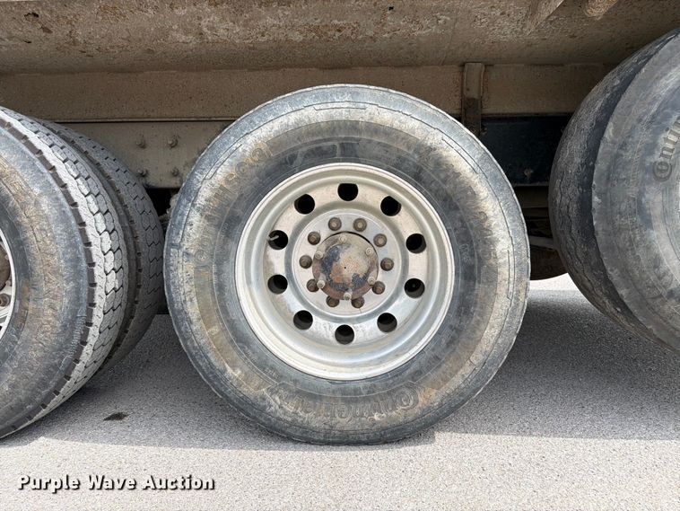 image for item FK3132 2015 Mack GU dump truck