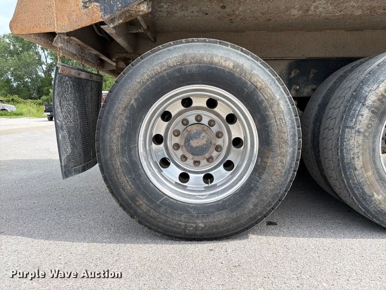 image for item FK3132 2015 Mack GU dump truck