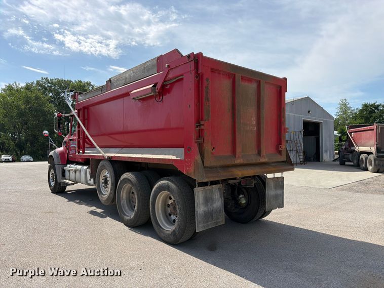 image for item FK3133 2014 Mack GU dump truck