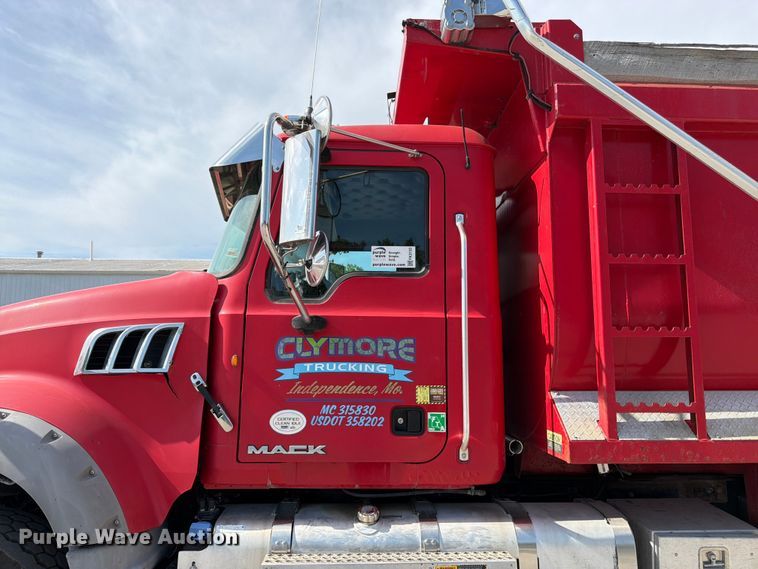 image for item FK3133 2014 Mack GU dump truck