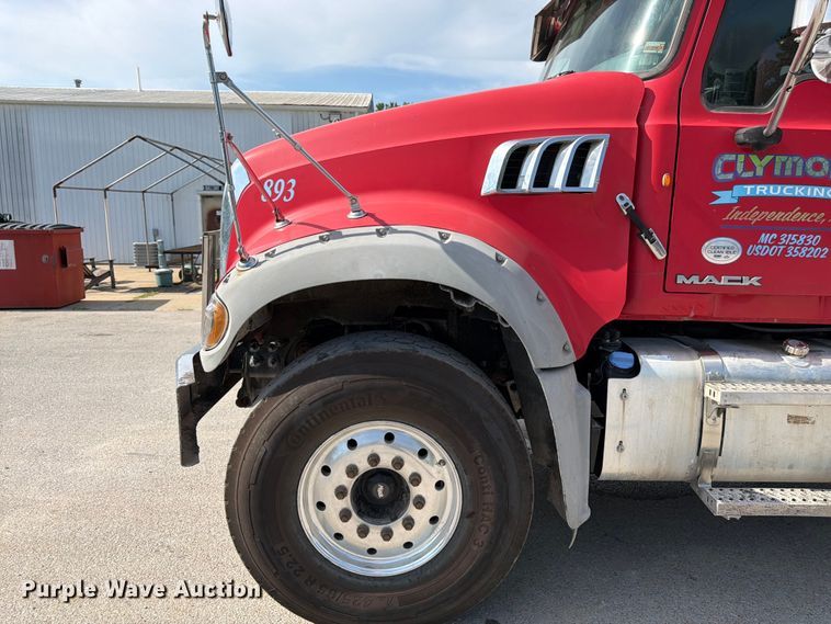image for item FK3133 2014 Mack GU dump truck