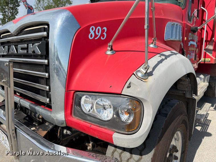 image for item FK3133 2014 Mack GU dump truck