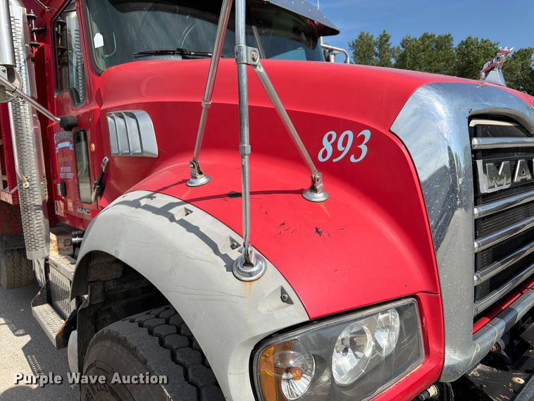 image for item FK3133 2014 Mack GU dump truck