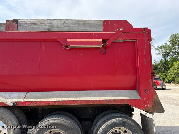 image for item FK3133 2014 Mack GU dump truck