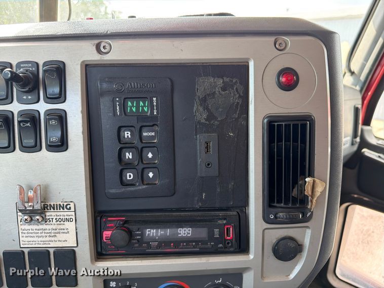 image for item FK3133 2014 Mack GU dump truck