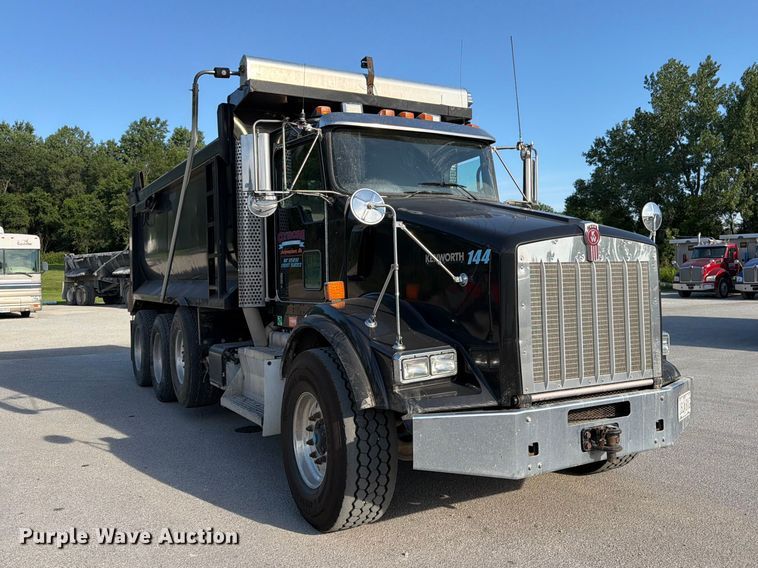 image for item FK3134 2013 Kenworth T800 