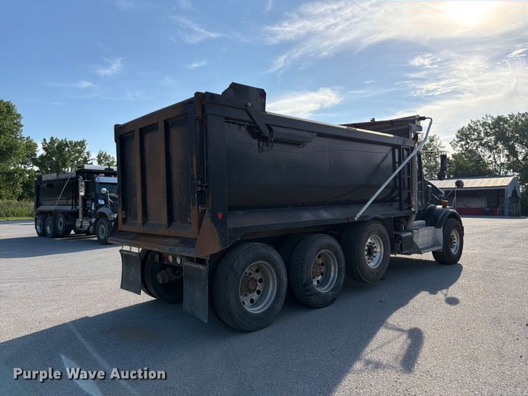 image for item FK3134 2013 Kenworth T800 