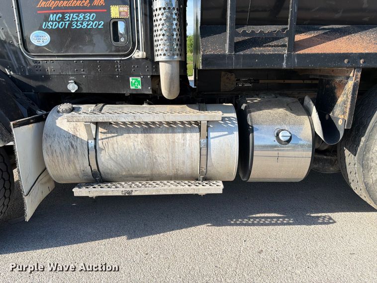 image for item FK3134 2013 Kenworth T800 