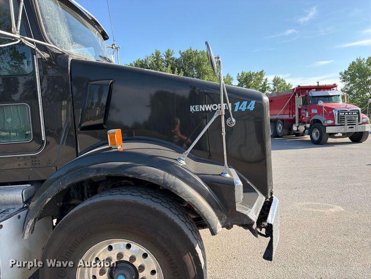 image for item FK3134 2013 Kenworth T800 