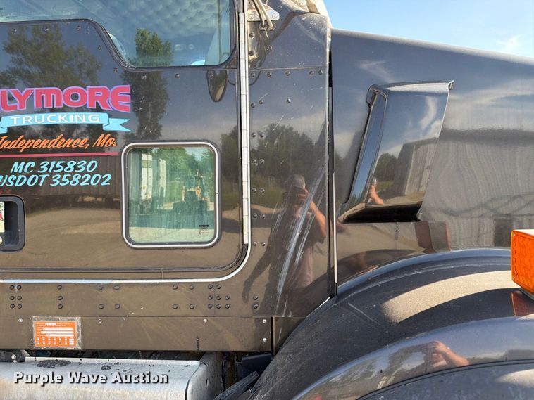 image for item FK3134 2013 Kenworth T800 