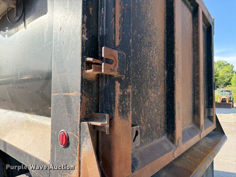 image for item FK3134 2013 Kenworth T800 