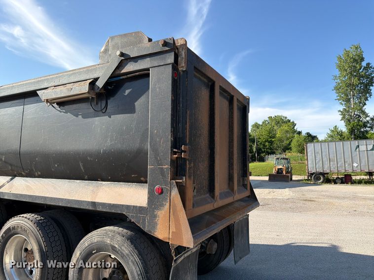 image for item FK3134 2013 Kenworth T800 