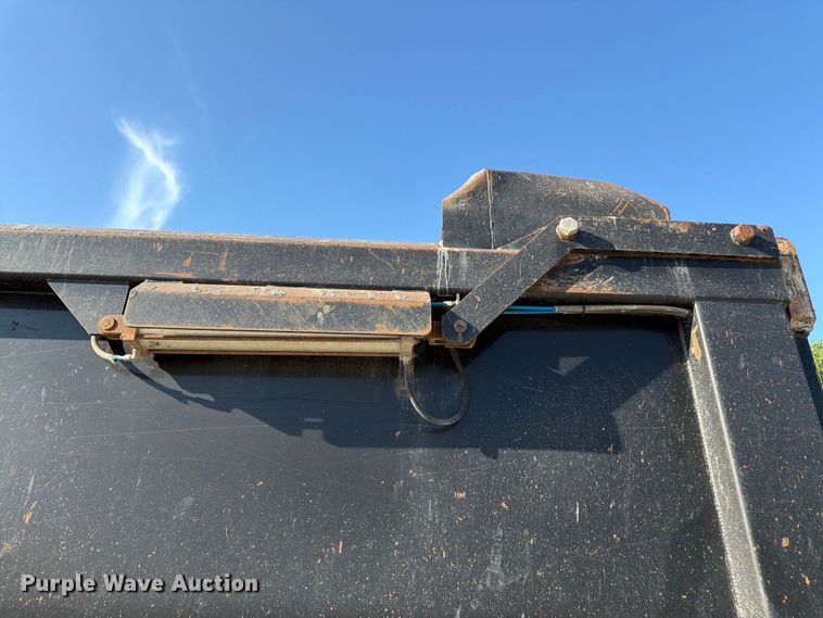 image for item FK3134 2013 Kenworth T800 