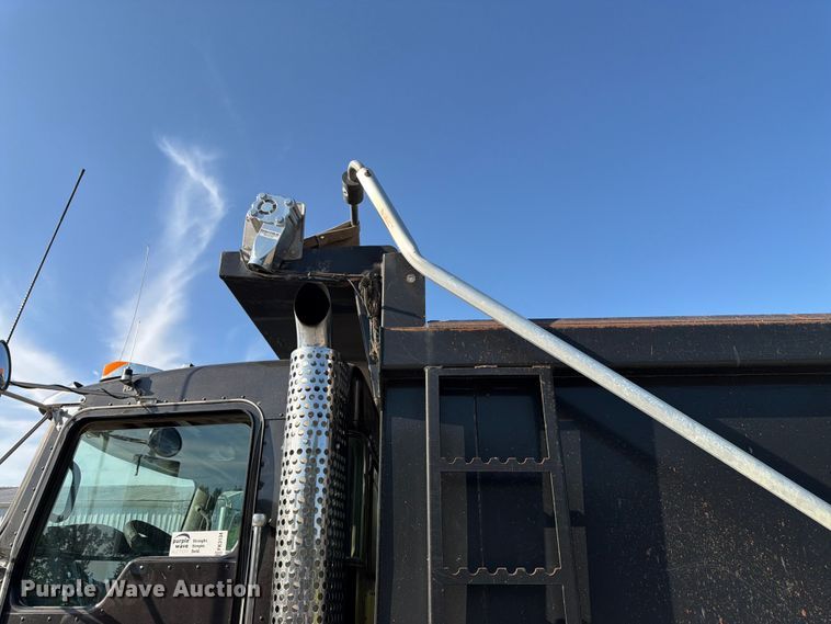 image for item FK3134 2013 Kenworth T800 