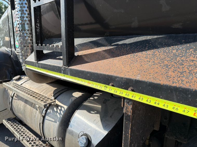 image for item FK3134 2013 Kenworth T800 