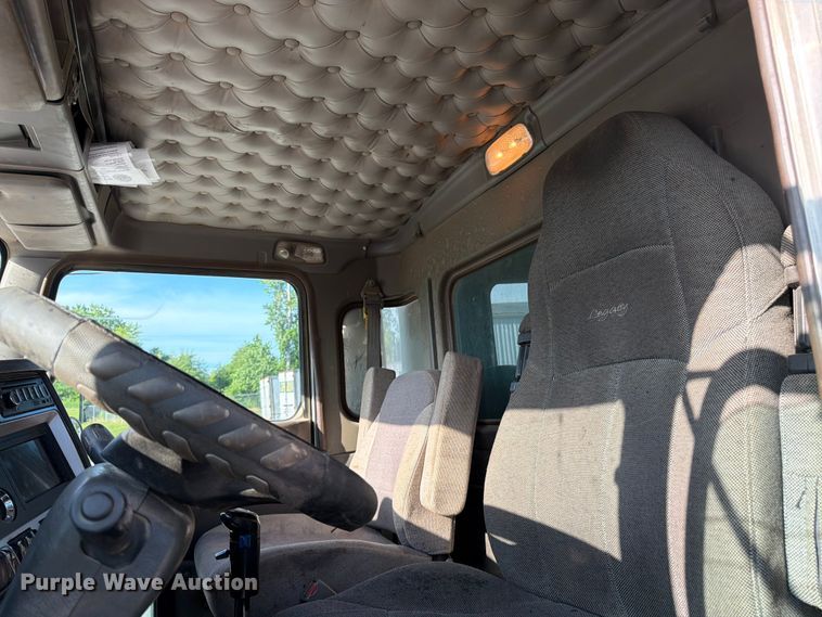 image for item FK3134 2013 Kenworth T800 