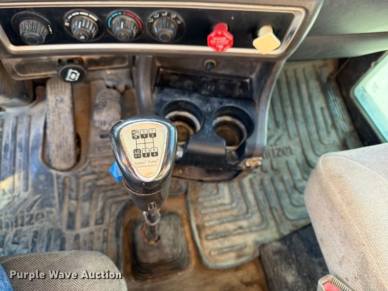 image for item FK3134 2013 Kenworth T800 