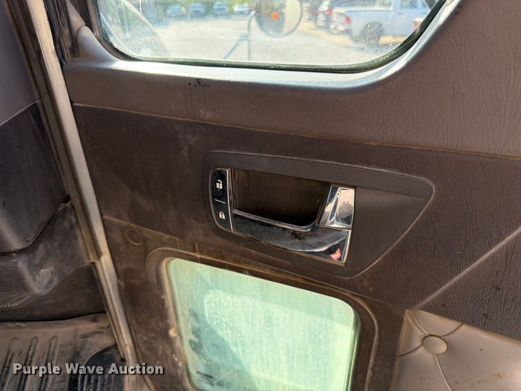 image for item FK3134 2013 Kenworth T800 