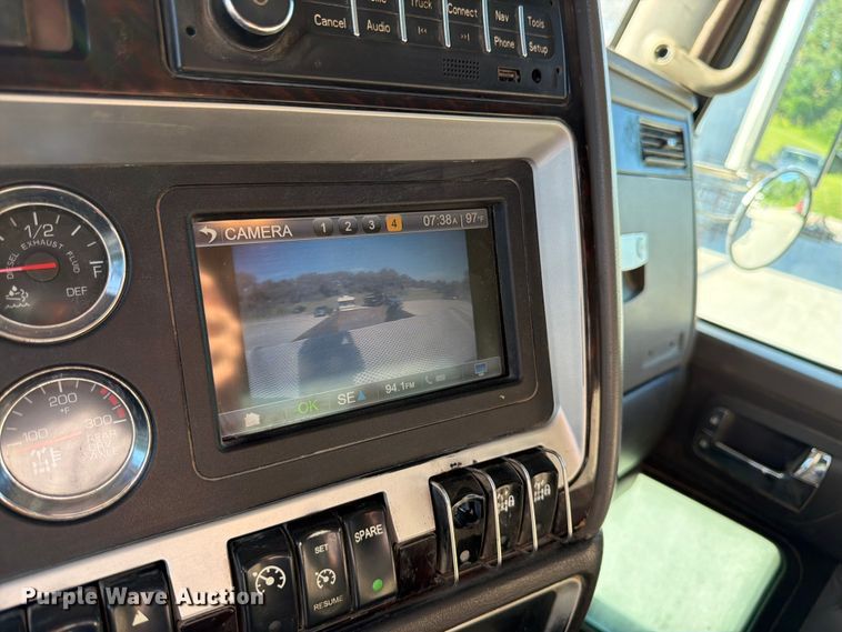 image for item FK3134 2013 Kenworth T800 