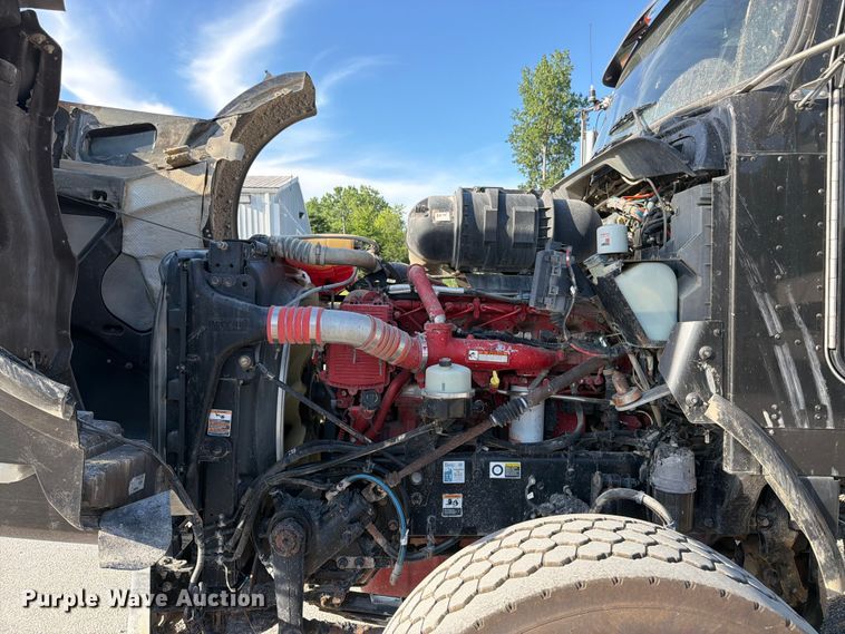 image for item FK3134 2013 Kenworth T800 
