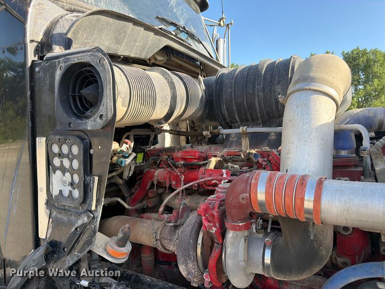 image for item FK3134 2013 Kenworth T800 