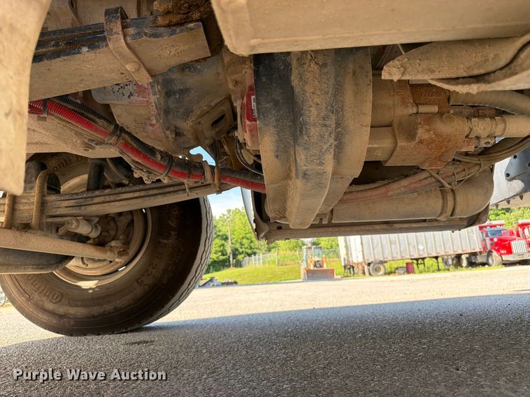 image for item FK3134 2013 Kenworth T800 