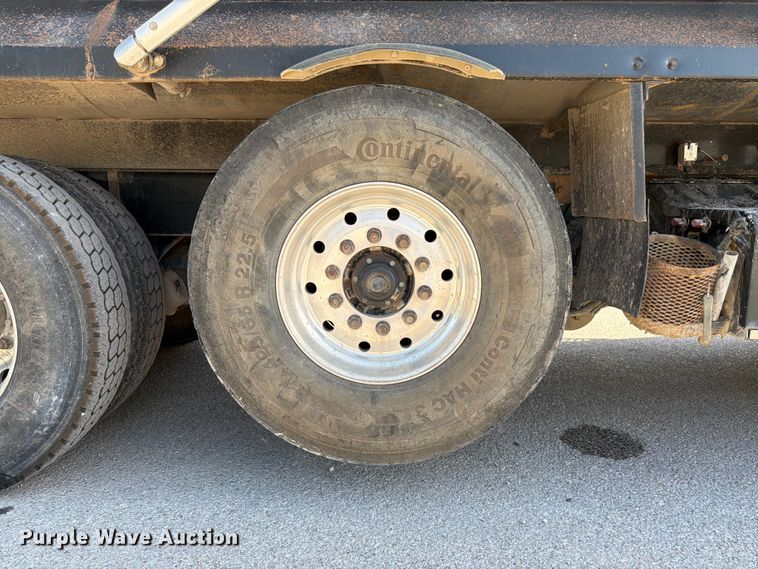 image for item FK3134 2013 Kenworth T800 