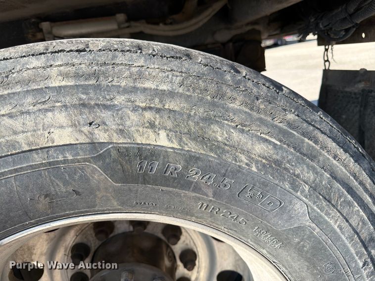image for item FK3134 2013 Kenworth T800 