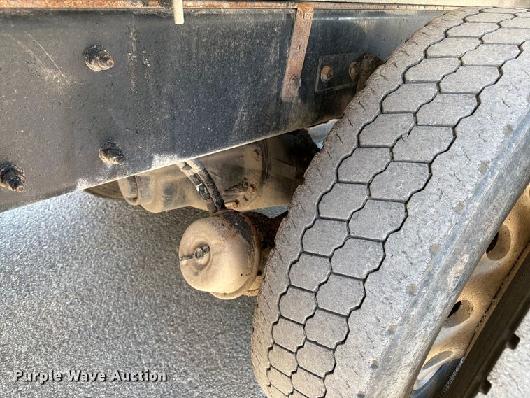 image for item FK3134 2013 Kenworth T800 