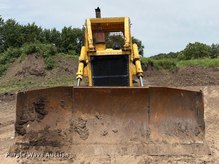 image for item FK3135 1992 Komatsu D68E dozer