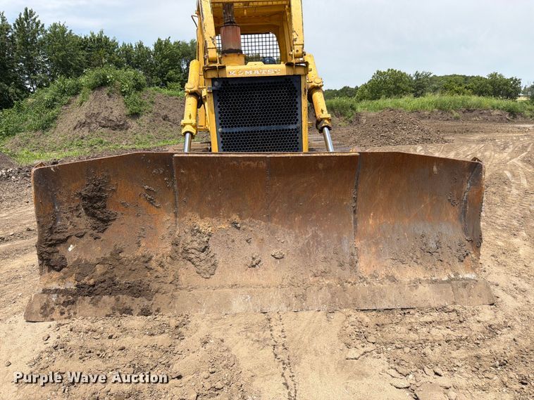 image for item FK3135 1992 Komatsu D68E dozer