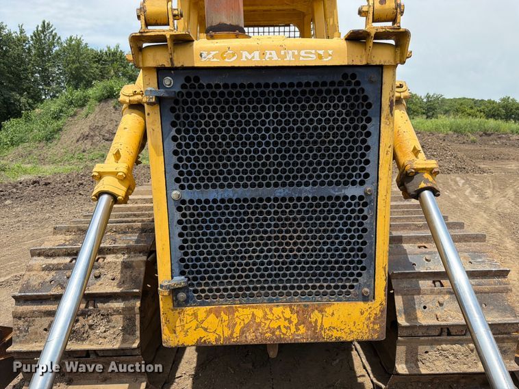 image for item FK3135 1992 Komatsu D68E dozer