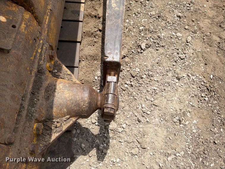 image for item FK3135 1992 Komatsu D68E dozer