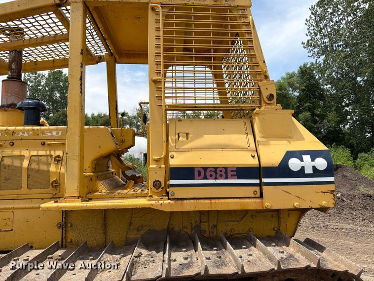 image for item FK3135 1992 Komatsu D68E dozer