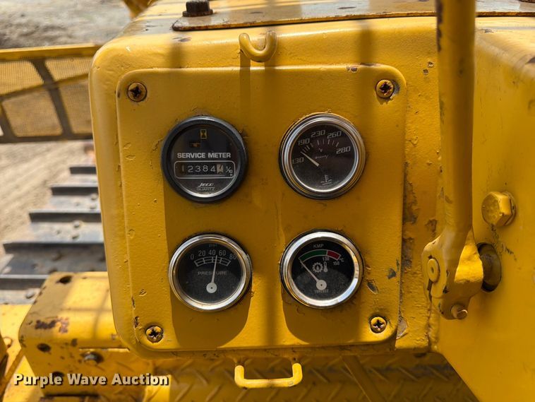 image for item FK3135 1992 Komatsu D68E dozer