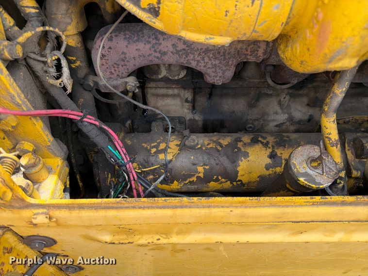 image for item FK3135 1992 Komatsu D68E dozer