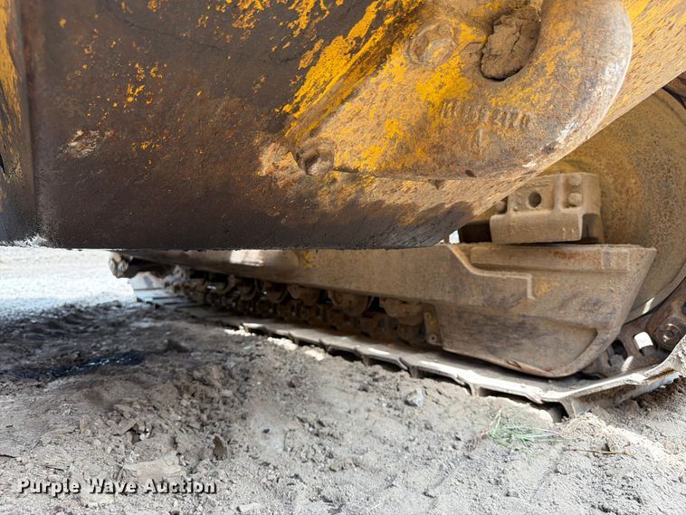 image for item FK3135 1992 Komatsu D68E dozer