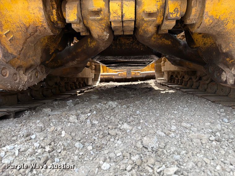 image for item FK3135 1992 Komatsu D68E dozer