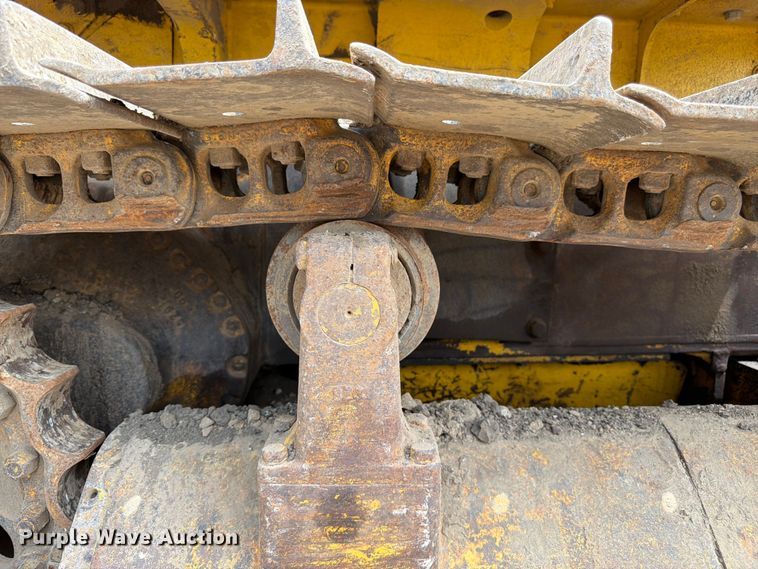 image for item FK3135 1992 Komatsu D68E dozer
