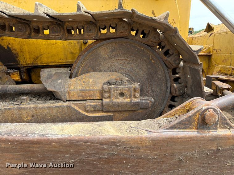 image for item FK3135 1992 Komatsu D68E dozer